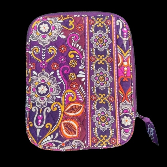 Vera Bradley Handbags - Vera Bradley Safari Sunset Tablet E-Reader Sleeve